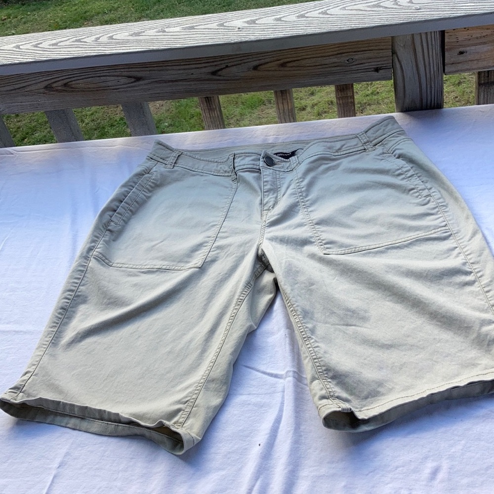 Lane Bryant Bermuda shorts